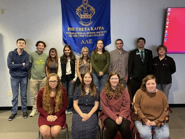 Shawnee Community College Welcomes 11 New Members to Phi Theta Kappa Honor Society
